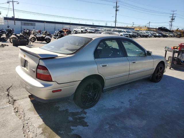 Photo 3 from auction – 1994 HONDA ACCORD EX with VIN JHMCD5658RC068655