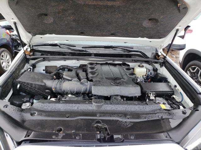Photo 11 from auction – 2021 TOYOTA 4RUNNER SR with VIN JTEMU5JR2M5941664