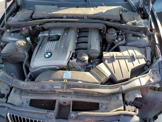 Photo 11 from auction – 2006 BMW 330 I with VIN WBAVB33556KR81493