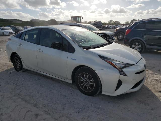 Photo 4 from auction – 2017 TOYOTA PRIUS with VIN JTDKBRFU4H3545002