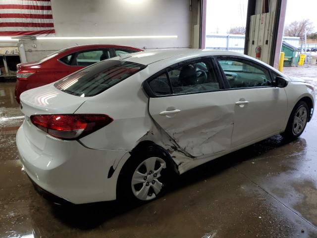 Photo 3 from auction – 2018 KIA FORTE LX with VIN 3KPFL4A78JE194189
