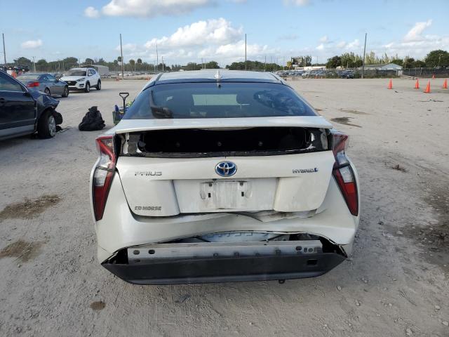 Zdjęcie 6 z aukcji – 2017 TOYOTA PRIUS z VIN JTDKBRFU4H3545002