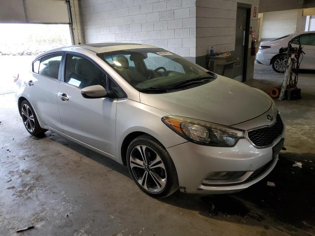 Photo 4 from auction – 2014 KIA FORTE EX with VIN KNAFZ4A84E5075626