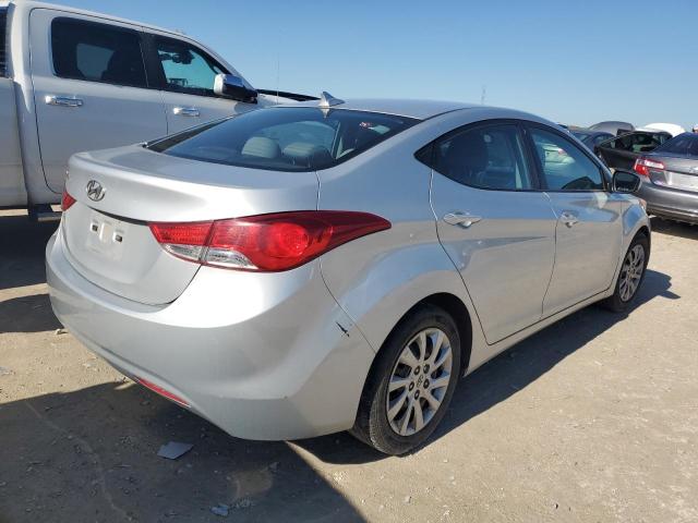 Photo 3 from auction – 2012 HYUNDAI ELANTRA GL with VIN 5NPDH4AE5CH123456