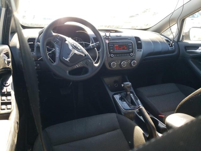 Photo 8 from auction – 2017 KIA FORTE LX with VIN 3KPFK4A75HE014017