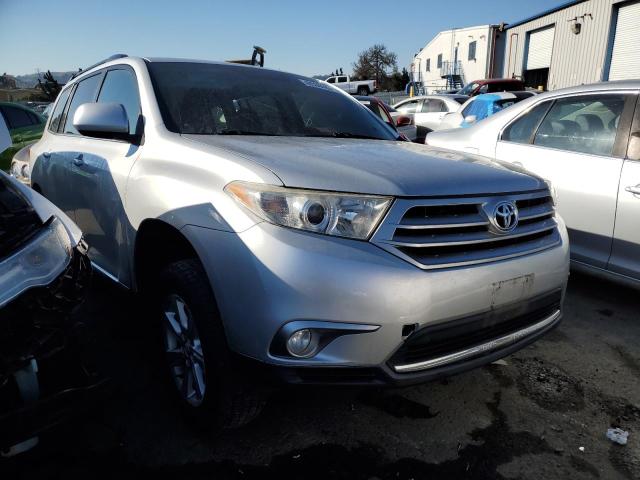 Photo 4 from auction – 2011 TOYOTA HIGHLANDER with VIN 5TDBK3EH9BS060085