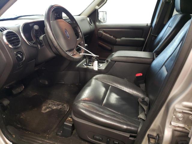 Photo 7 from auction – 2007 FORD EXPLORER L with VIN 1FMEU758X7UB18489