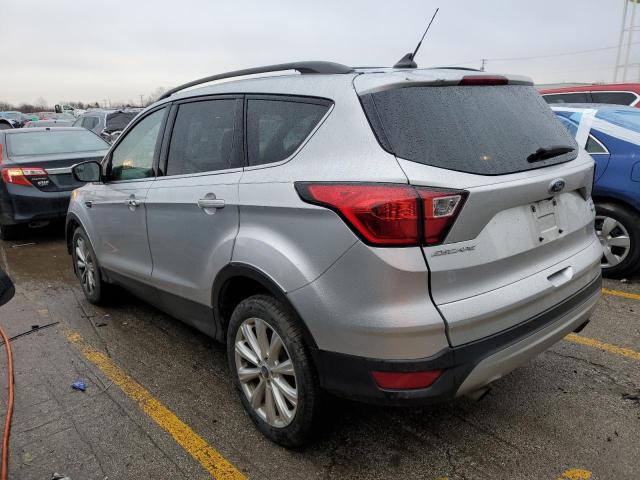 Photo 2 from auction – 2019 FORD ESCAPE SEL with VIN 1FMCU0HD8KUA13076