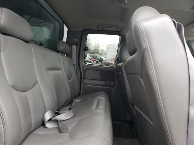 Photo 10 from auction – 2004 GMC NEW SIERRA with VIN 2GTEK19TX41154986