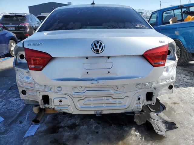Photo 6 from auction – 2015 VOLKSWAGEN PASSAT S with VIN 1VWAT7A34FC034735