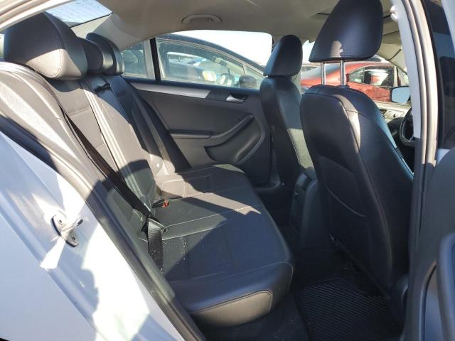 Photo 10 from auction – 2017 VOLKSWAGEN JETTA SE with VIN 3VWDB7AJ5HM380633