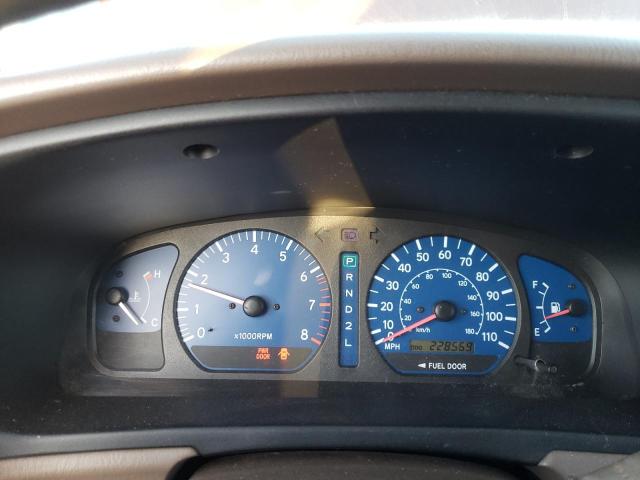 Photo 9 from auction – 2002 TOYOTA SIENNA LE with VIN 4T3ZF13C12U419636