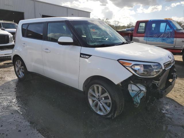 Photo 4 from auction – 2018 KIA SOUL + with VIN KNDJP3A5XJ7560998