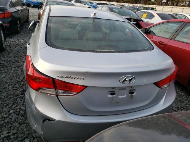 Photo 6 from auction – 2012 HYUNDAI ELANTRA GL with VIN 5NPDH4AE2CH082204