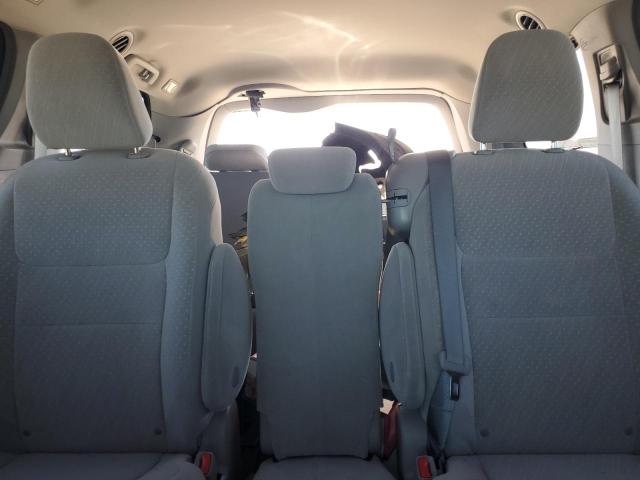 Photo 10 from auction – 2018 TOYOTA SIENNA LE with VIN 5TDKZ3DC5JS964323