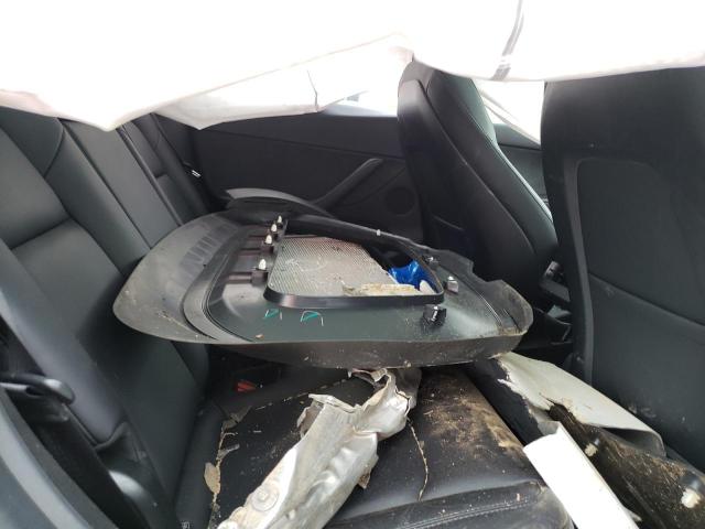 Photo 10 from auction – 2020 TESLA MODEL Y with VIN 5YJYGDEE8LF048166