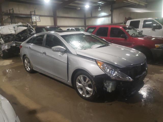 Photo 4 from auction – 2011 HYUNDAI SONATA SE with VIN 5NPEC4AC8BH038353