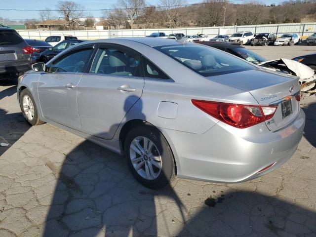 Photo 2 from auction – 2012 HYUNDAI SONATA GLS with VIN 5NPEB4AC5CH382601