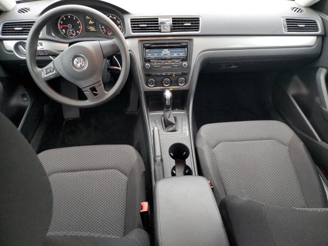 Photo 8 from auction – 2015 VOLKSWAGEN PASSAT S with VIN 1VWAT7A31FC020078