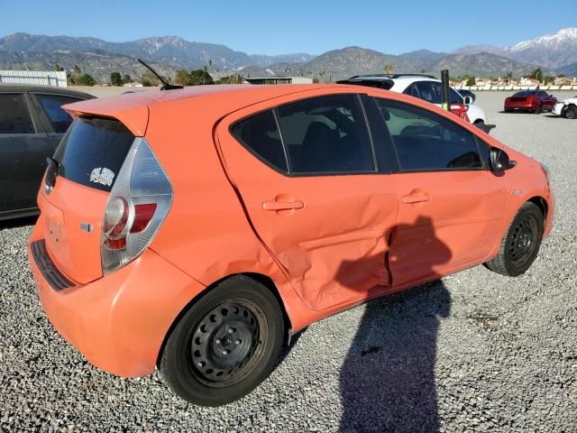 Photo 3 from auction – 2012 TOYOTA PRIUS C with VIN JTDKDTB32C1027706