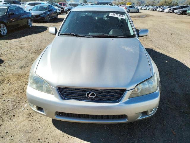 Photo 5 from auction – 2001 LEXUS IS 300 with VIN JTHBD182X10023259
