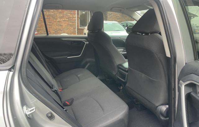 Photo 6 from auction – 2019 TOYOTA RAV4 LE with VIN 2T3H1RFVXKC003298