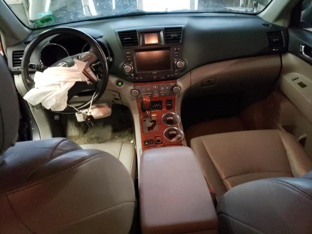 Photo 8 from auction – 2010 TOYOTA HIGHLANDER with VIN 5TDDK3EH1AS022583
