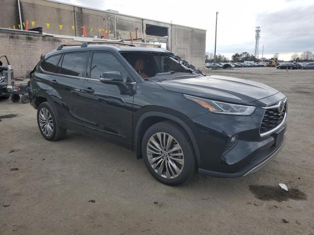 Photo 4 from auction – 2022 TOYOTA HIGHLANDER with VIN 5TDFZRBH5NS183522