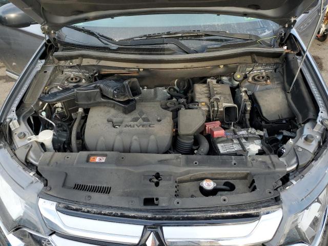Photo 11 from auction – 2016 MITSUBISHI OUTLANDER with VIN JA4AZ3A34GZ015735