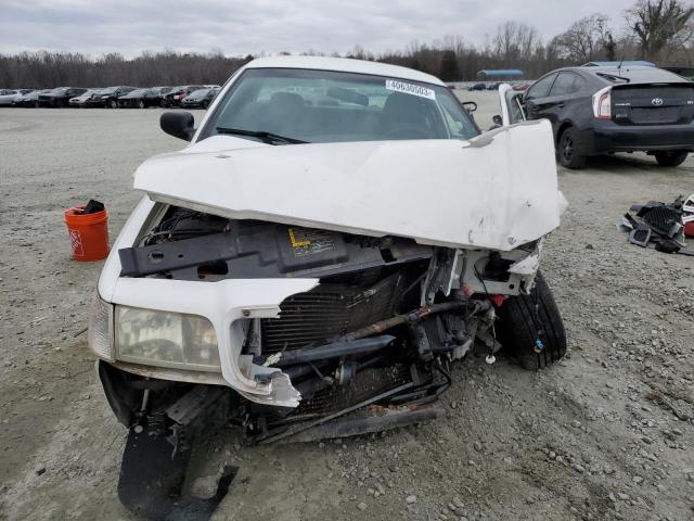 Photo 5 from auction – 2003 FORD CROWN VICT with VIN 2FAFP71W93X142179