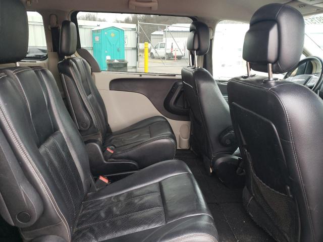 Photo 11 from auction – 2011 CHRYSLER TOWN & COU with VIN 2A4RR8DG2BR734046
