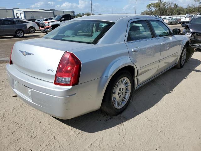 Photo 3 from auction – 2006 CHRYSLER 300 with VIN 2C3KA43R46H223447