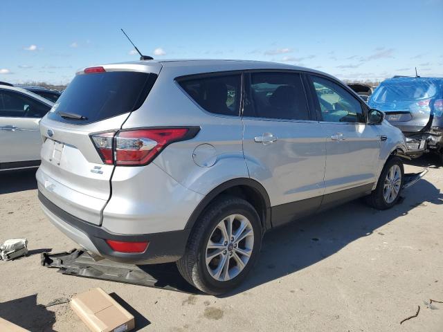 Photo 3 from auction – 2017 FORD ESCAPE SE with VIN 1FMCU9GD7HUB51674