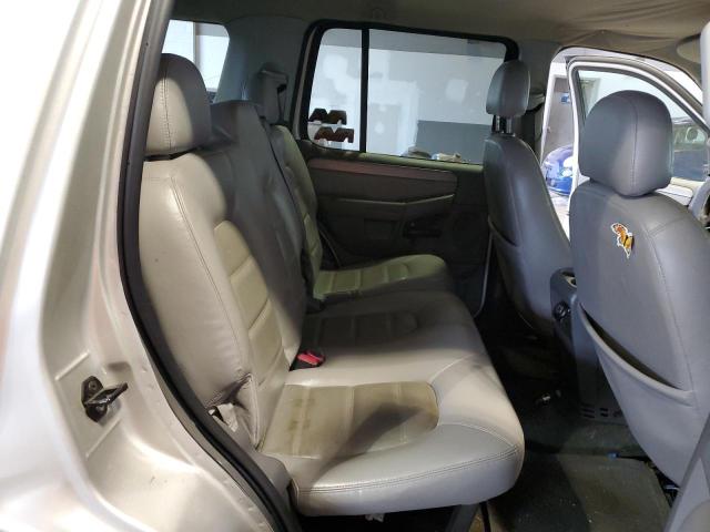 Photo 10 from auction – 2005 FORD EXPLORER X with VIN 1FMZU73K85UA76109