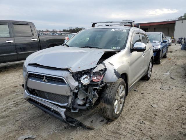 MITSUBISHI OUTLANDER 2015 مع رقم تعريف المركبة 4A4AR4AU7FE013688 - صورة من المزاد