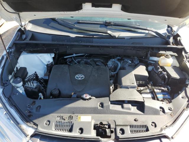 Photo 12 from auction – 2019 TOYOTA HIGHLANDER with VIN 5TDJZRFH1KS927634