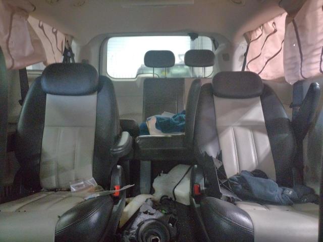 Photo 10 from auction – 2010 CHRYSLER TOWN & COU with VIN 2A4RR8D19AR405211