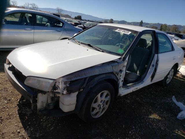 TOYOTA CAMRY CE 2000 z numerem VIN JT2BF22K4Y0285582 - Zdjęcie z aukcji