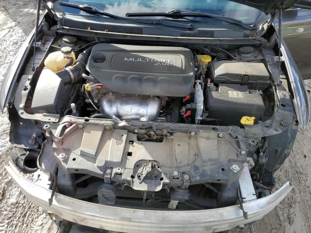 Photo 11 from auction – 2016 CHRYSLER 200 LIMITE with VIN 1C3CCCAB4GN130600