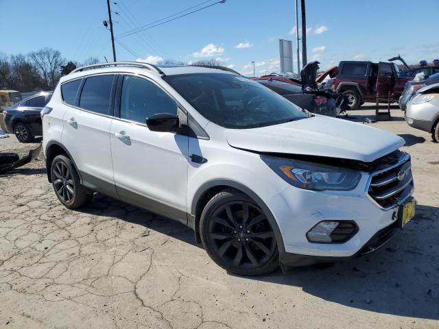Photo 4 from auction – 2018 FORD ESCAPE SE with VIN 1FMCU9GD4JUB30674