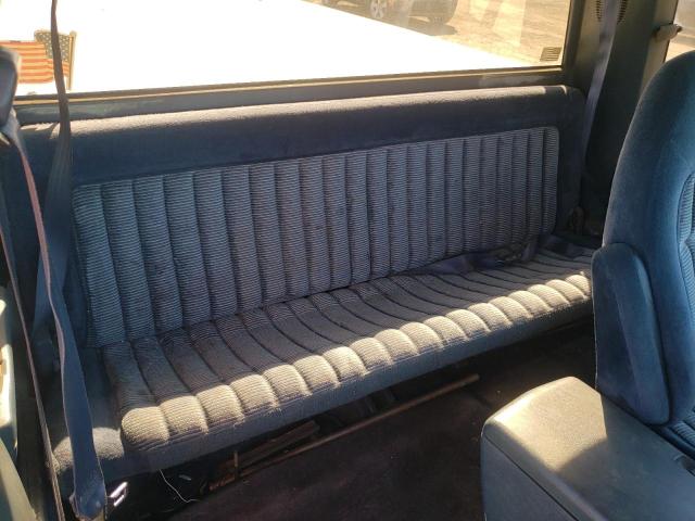 Photo 10 from auction – 1993 CHEVROLET CHEV with VIN 2GCEC19K8P1212330