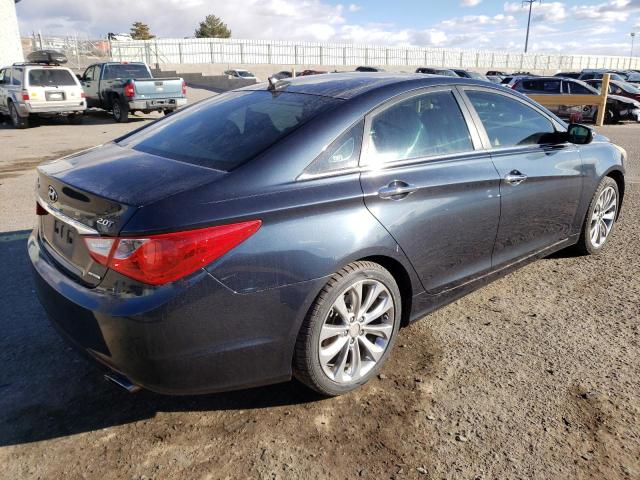 Photo 3 from auction – 2013 HYUNDAI SONATA SE with VIN 5NPEC4AB2DH517345