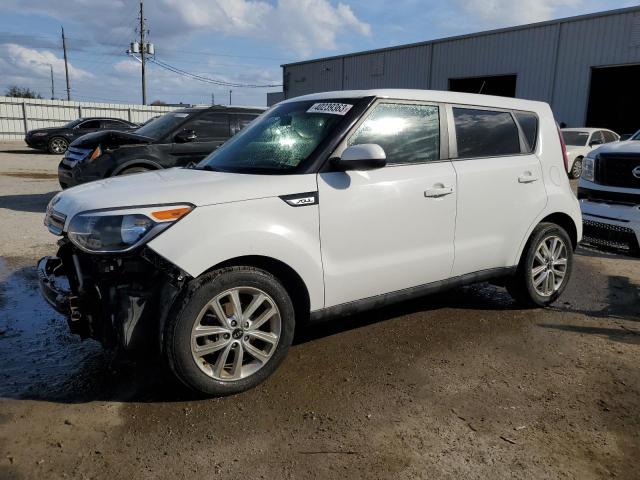 KIA SOUL + 2018 with VIN KNDJP3A5XJ7560998 - Photo from auction