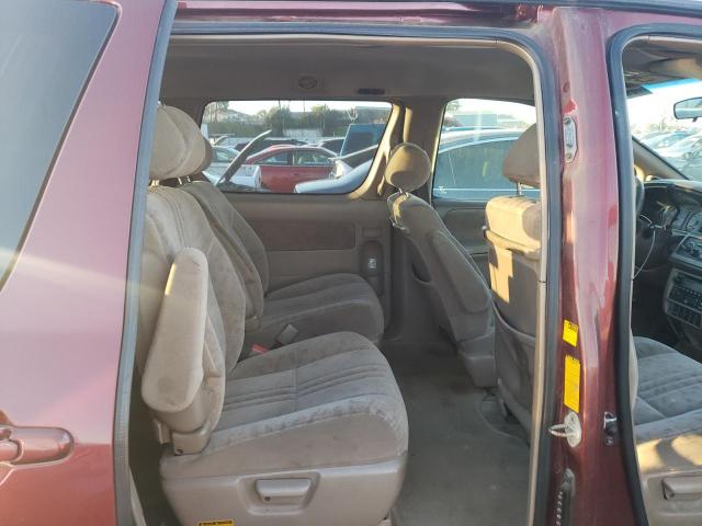 Photo 11 from auction – 2002 TOYOTA SIENNA LE with VIN 4T3ZF13C12U419636