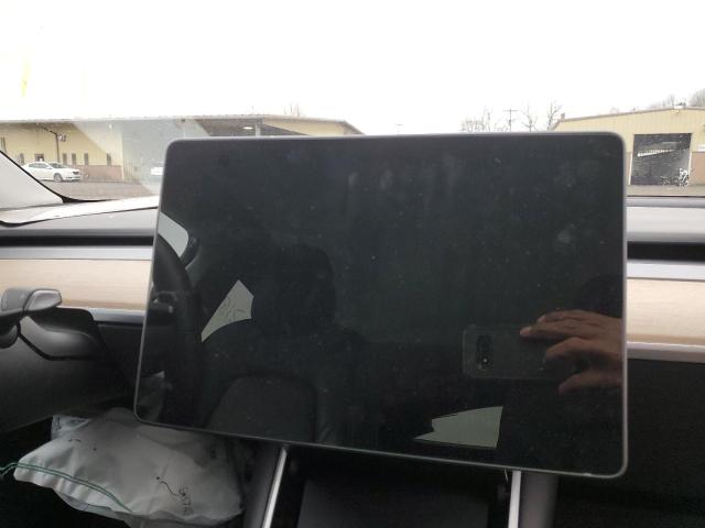 Photo 9 from auction – 2020 TESLA MODEL Y with VIN 5YJYGDEEXLF006226