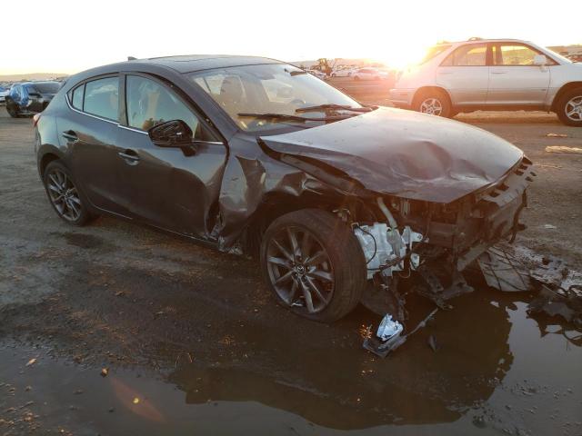 Photo 4 from auction – 2018 MAZDA 3 TOURING with VIN 3MZBN1L33JM182519