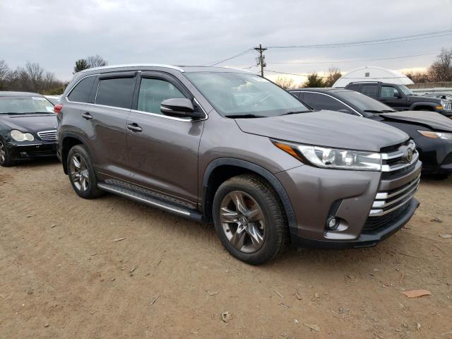 Photo 4 from auction – 2019 TOYOTA HIGHLANDER with VIN 5TDDZRFH7KS708139