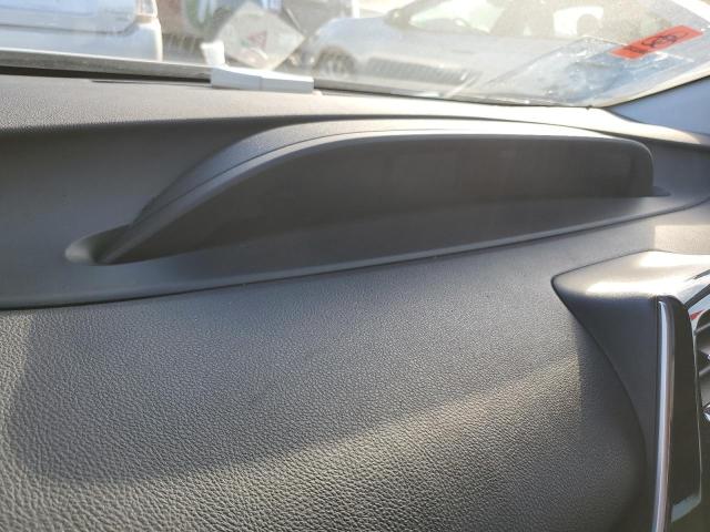 Photo 9 from auction – 2018 TOYOTA PRIUS PRIM with VIN JTDKARFP2J3072915