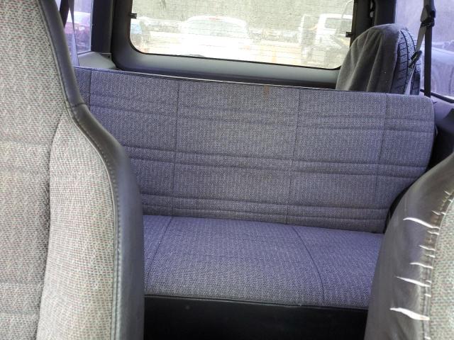 Photo 10 from auction – 2001 JEEP CHEROKEE S with VIN 1J4FT48S01L537105
