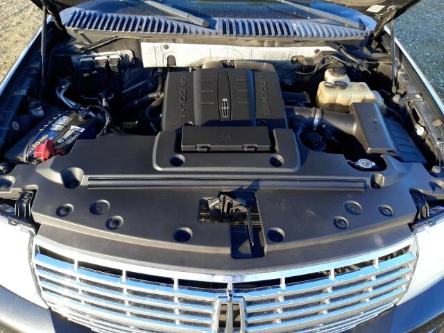 Photo 12 from auction – 2010 LINCOLN NAVIGATOR with VIN 5LMJJ3J57AEJ07962